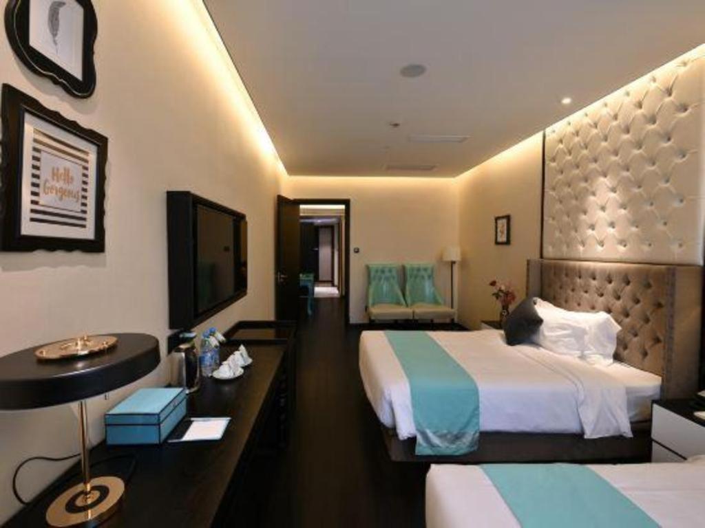 Xana Hotelle Shaghai Hongqiao Hub National Exhibition Center Qibao Lianming Road 3*